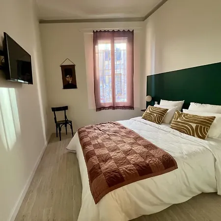 Apartment Arty Avec Patio Nimes